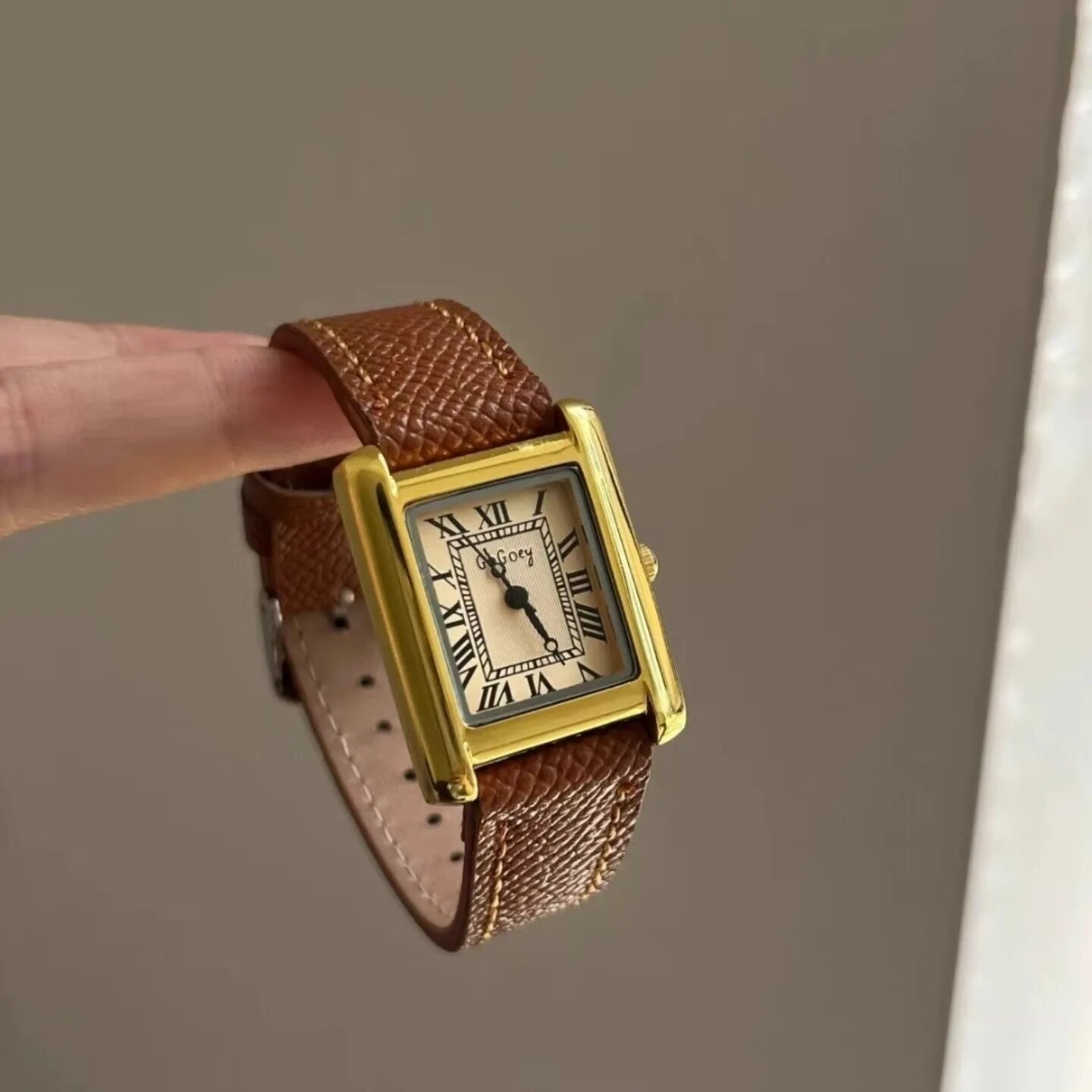 Наручные часы 120