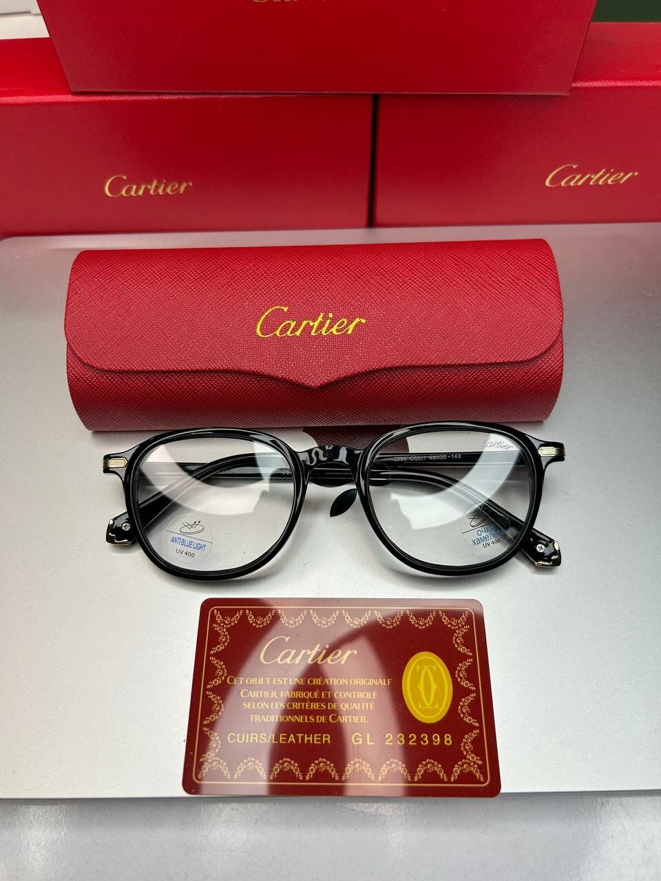 Солнцезащитные очки