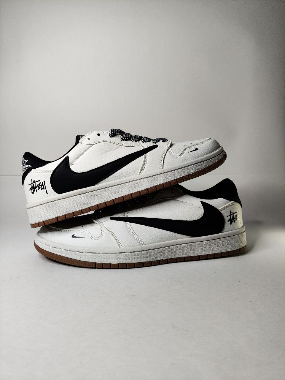 Кроссовки NIKE nike travis scott, размер 43 EU, white — фото 1