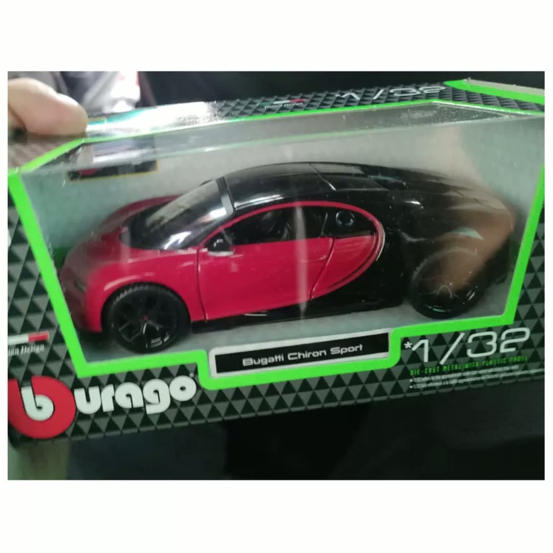 Машинка моделька 18-43061 1:32 STREET Fire- Bugatti Chiron — фото 1