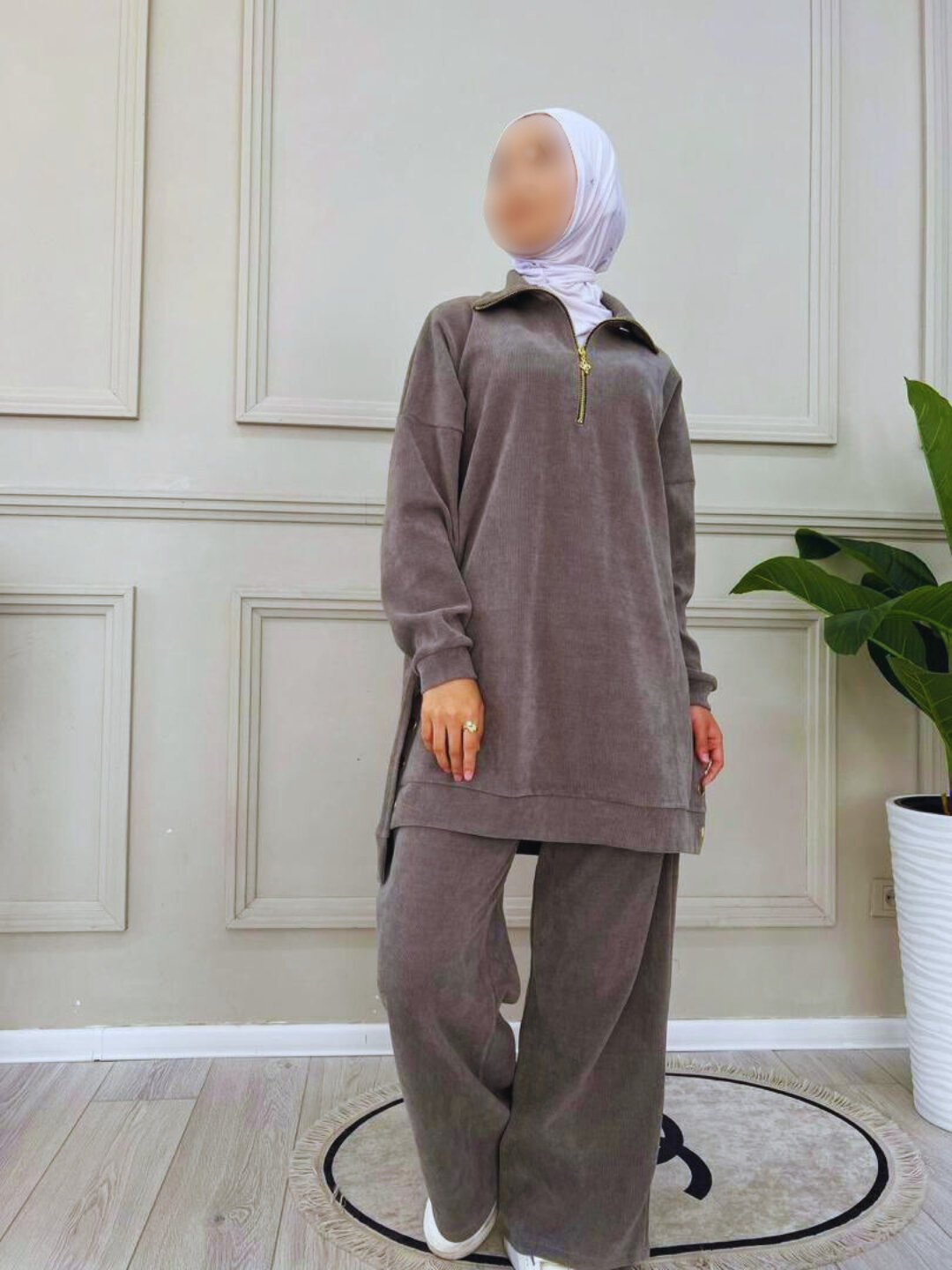 Костюм спортивный