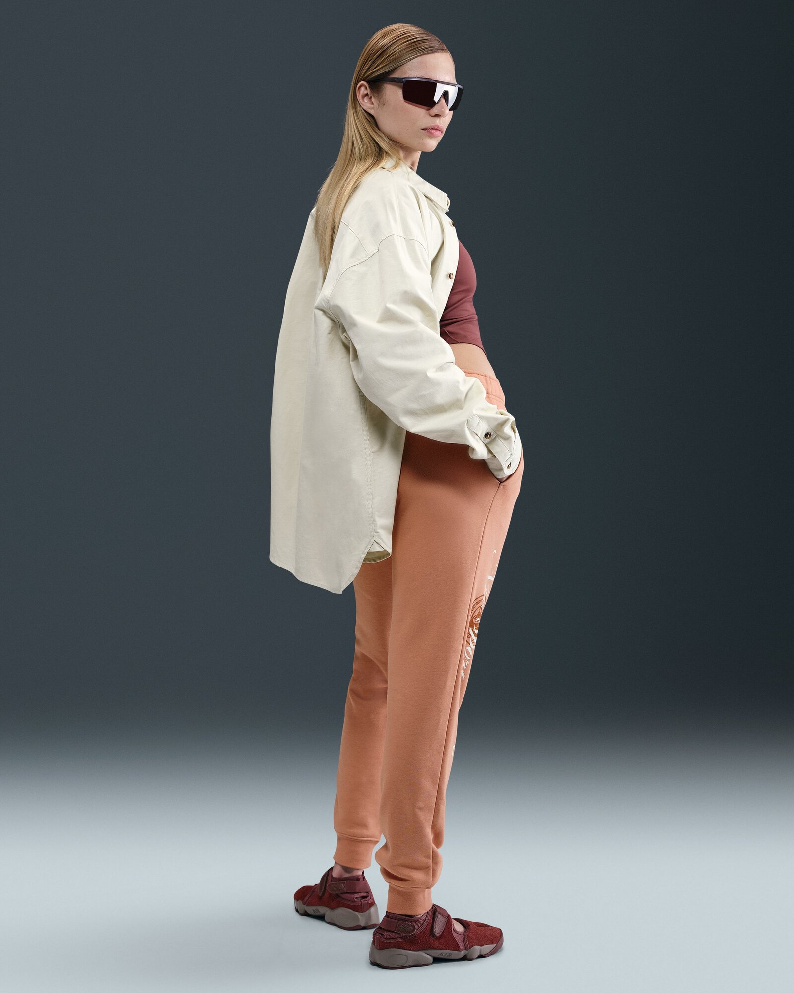 Брюки спортивные NIKE Club, размер S, розовый — фото 1