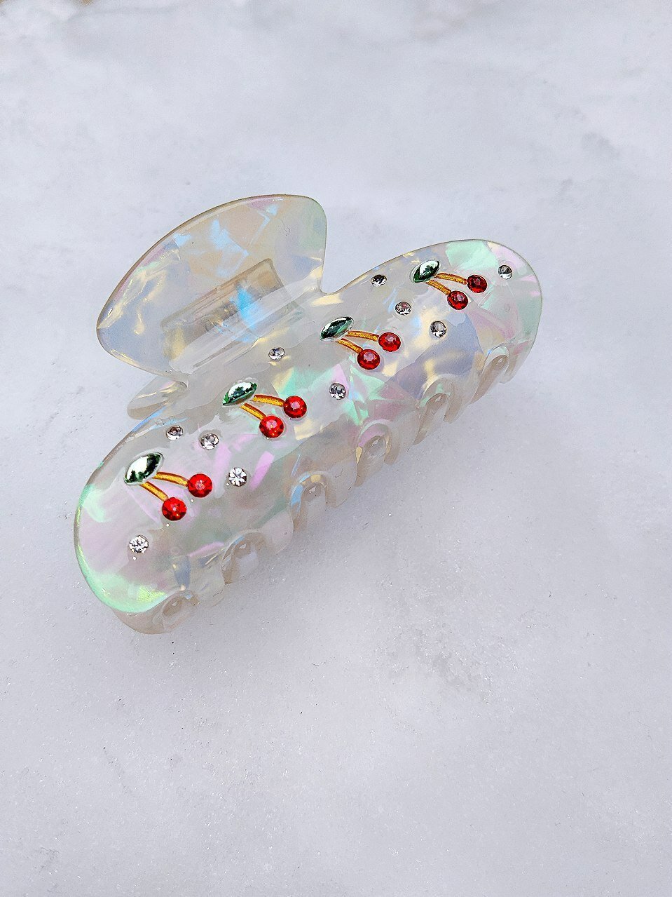 Крабик заколка в стиле вишня от Merve стильный аксессуар для волос