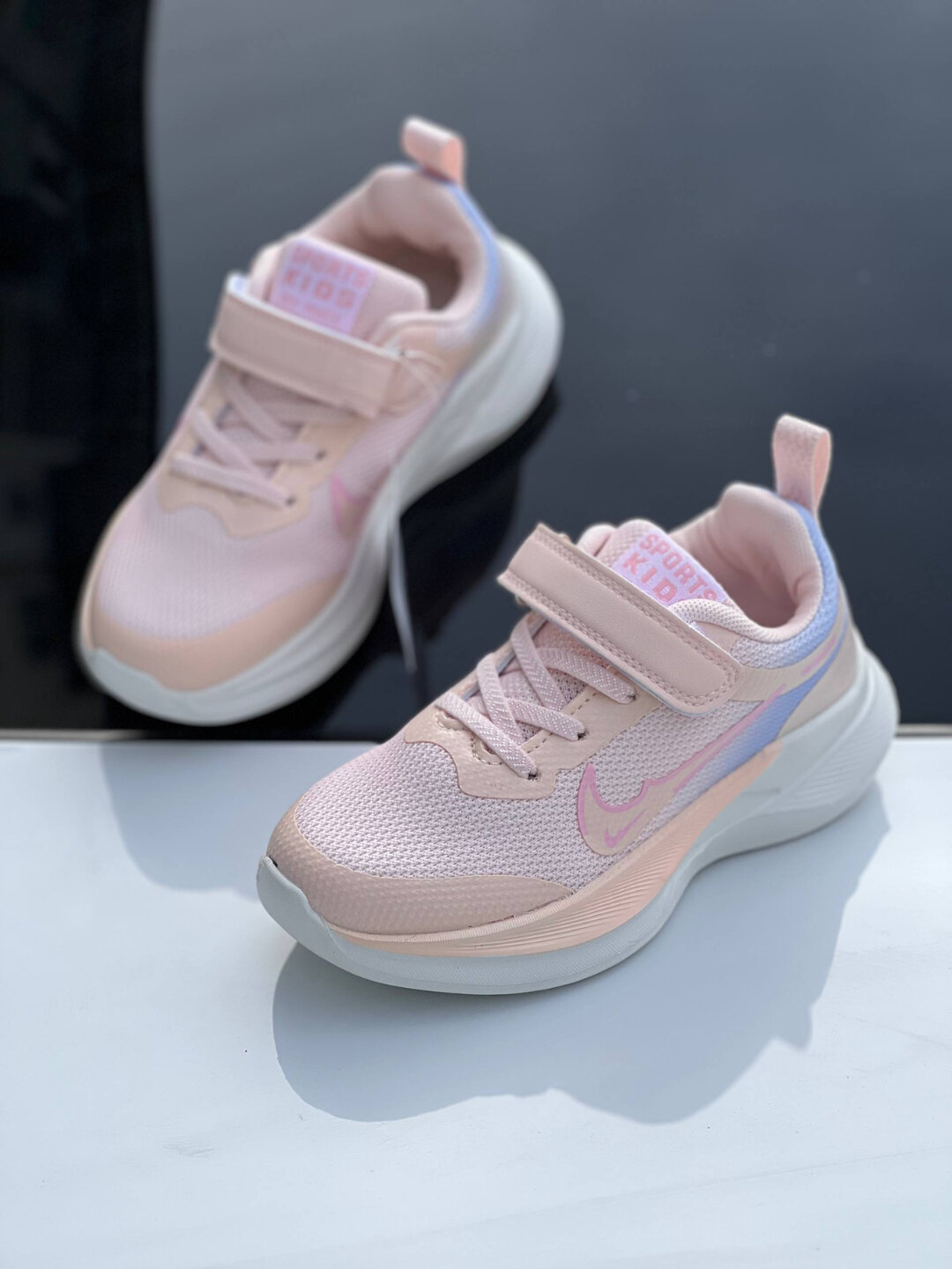 Кроссовки Кроссовки