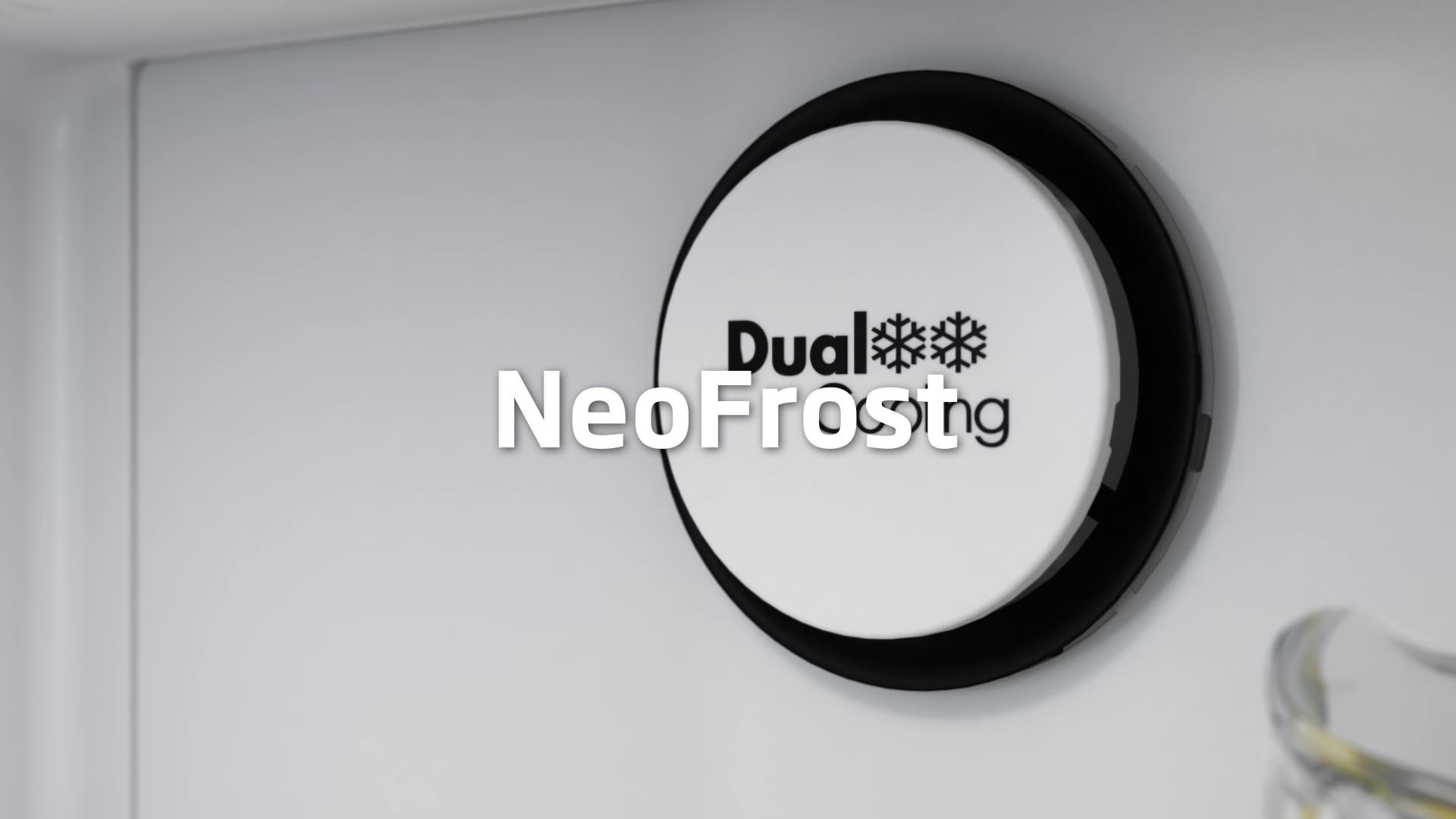 Холодильник BEKO B3R0CNK332HW, белый, система No Frost, 54 см, 335 л — фото 1