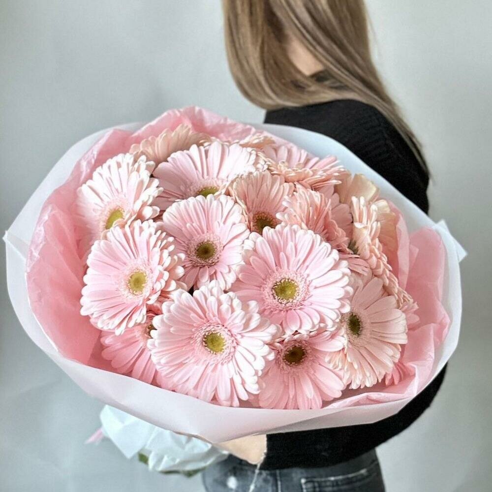 Монобукет "Герберы нежные" 19 гербер высота 40 см круглый 1 упаковка