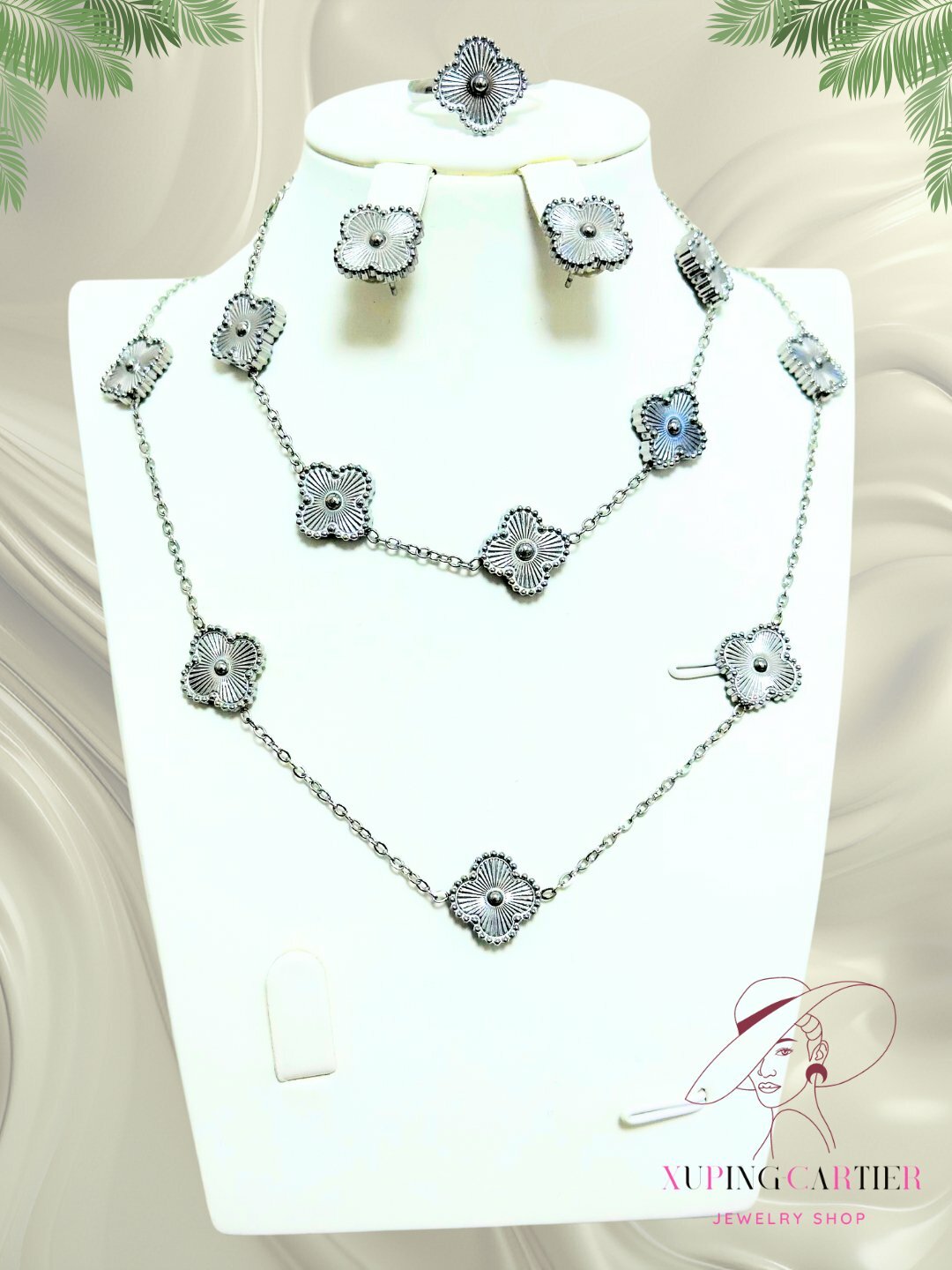 Комплект бижутерии: браслет, серьги, кольцо, колье, подвеска