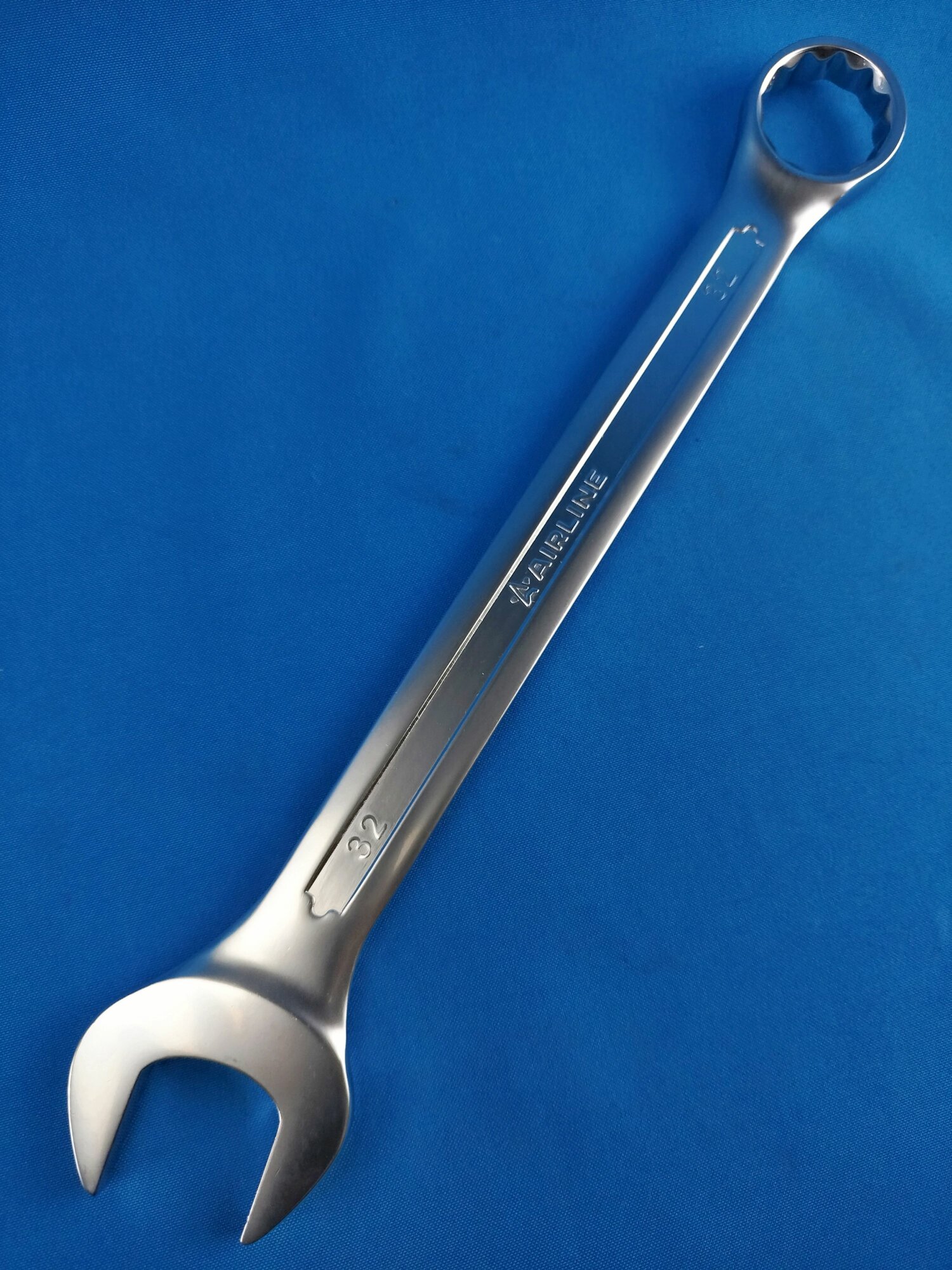 Ключ рожково-накидной "AIRLINE" 32мм