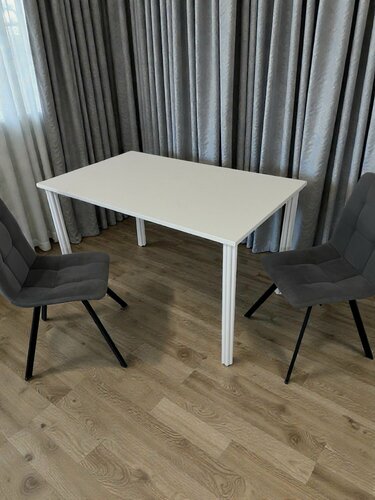 Изображение товара Дизайнерский стол обеденный/ цвет столешницы Белый, 130*80 см. Ножки белые.