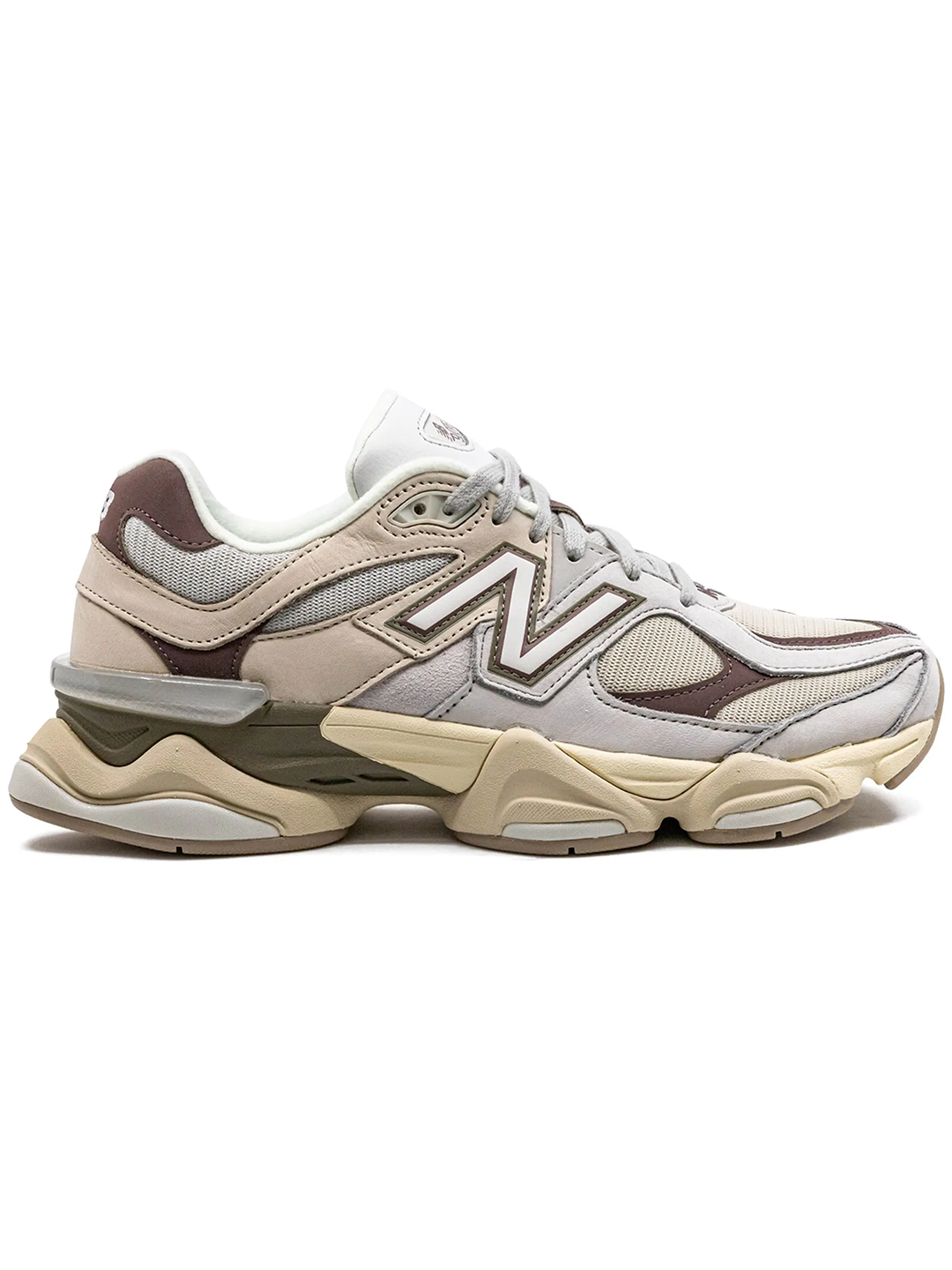 Кроссовки New Balance New Balance 9060, полнота 4 (RU)/ на узкую и среднюю стопу, размер 40, белый/хаки — фото 1