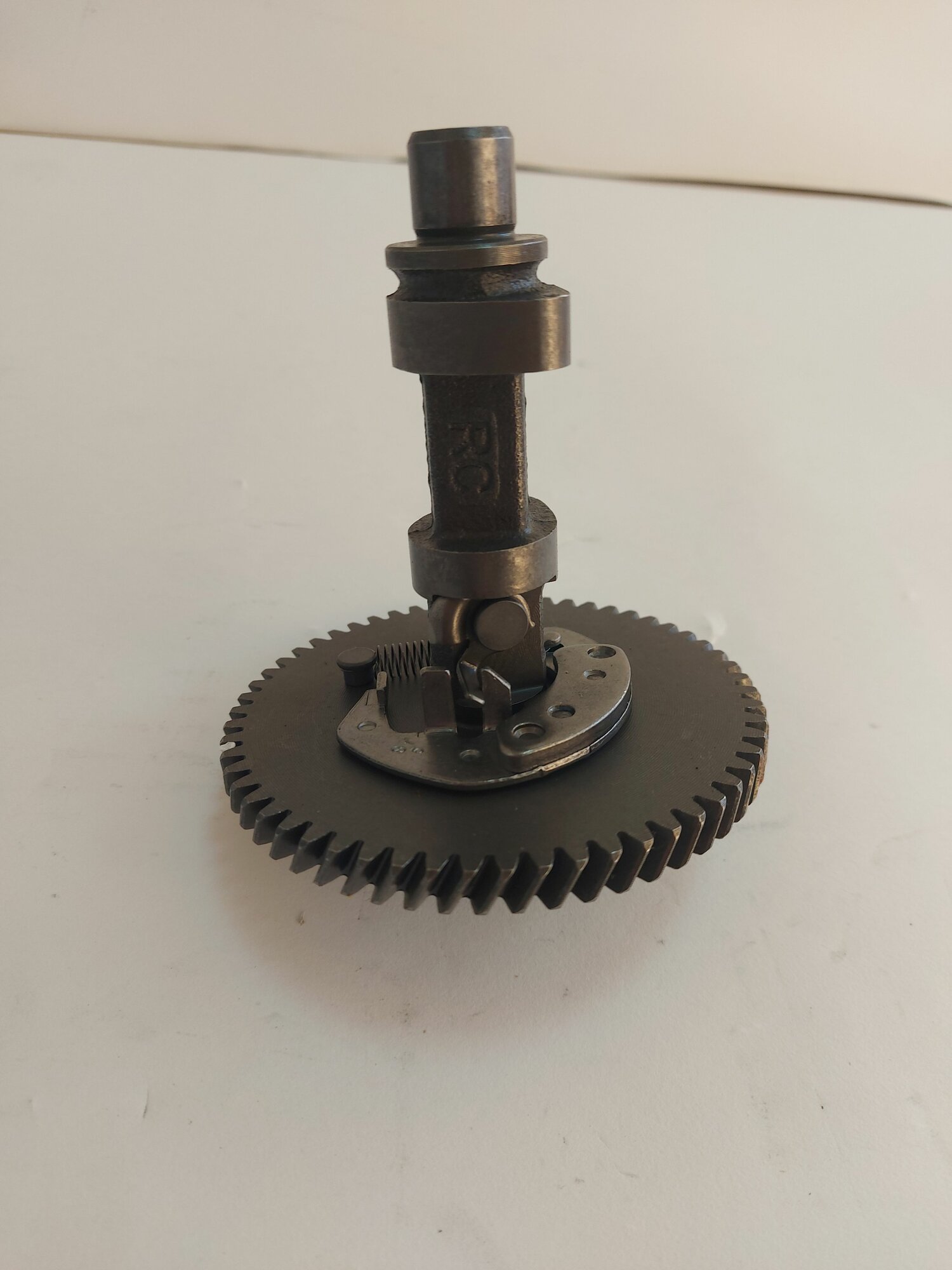 Распредвал 188F, 190F, 192F HONDA GX390