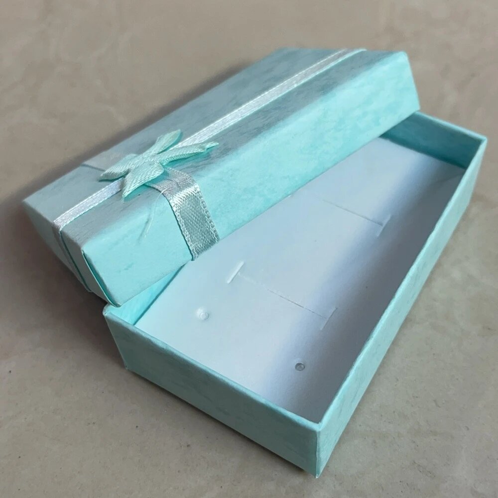 Подарочные коробки из бумаги anniyo Green Box