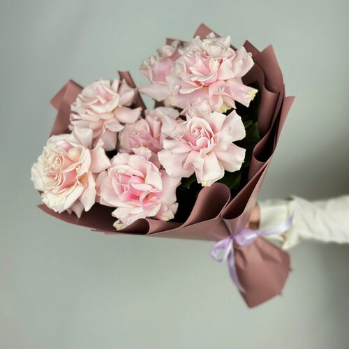 Изображение товара Букет цветов из 7 розовых французских роз Флер