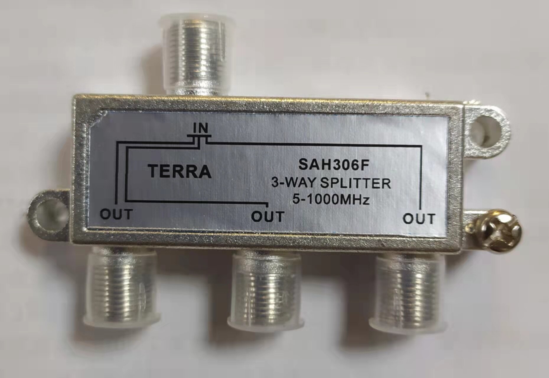 Делитель абонентский телевизионный на 3 ТВ SAH306F TERRA