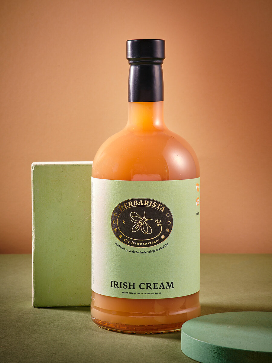 Сироп для кофе, коктейлей, десертов и выпечки Herbarista, Ирландский Крем Irish Cream, 700 мл — фото 1