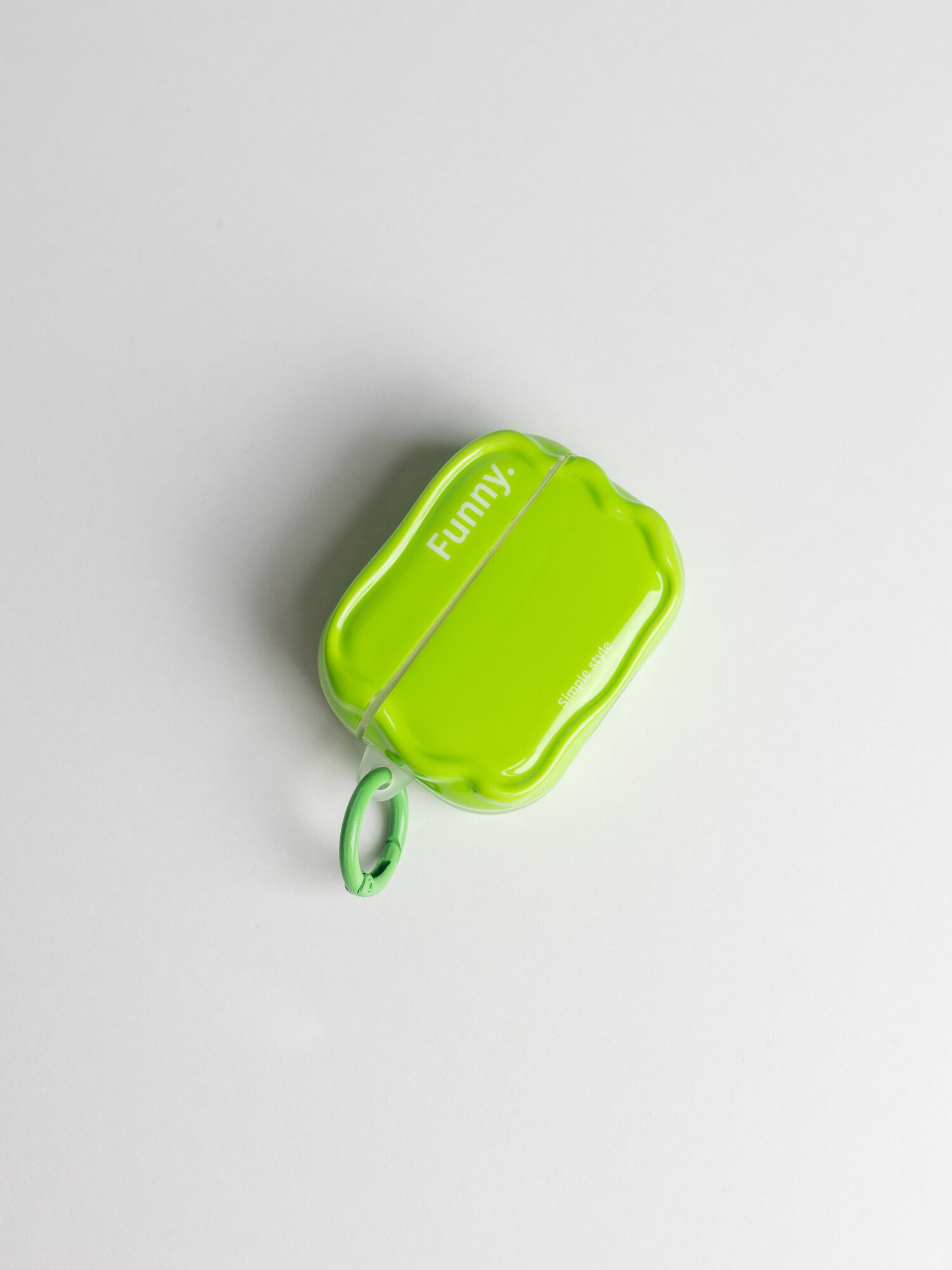 Чехол силиконовый на airpods pro 1/2 c карабином салатового цвет цвета — фото 1