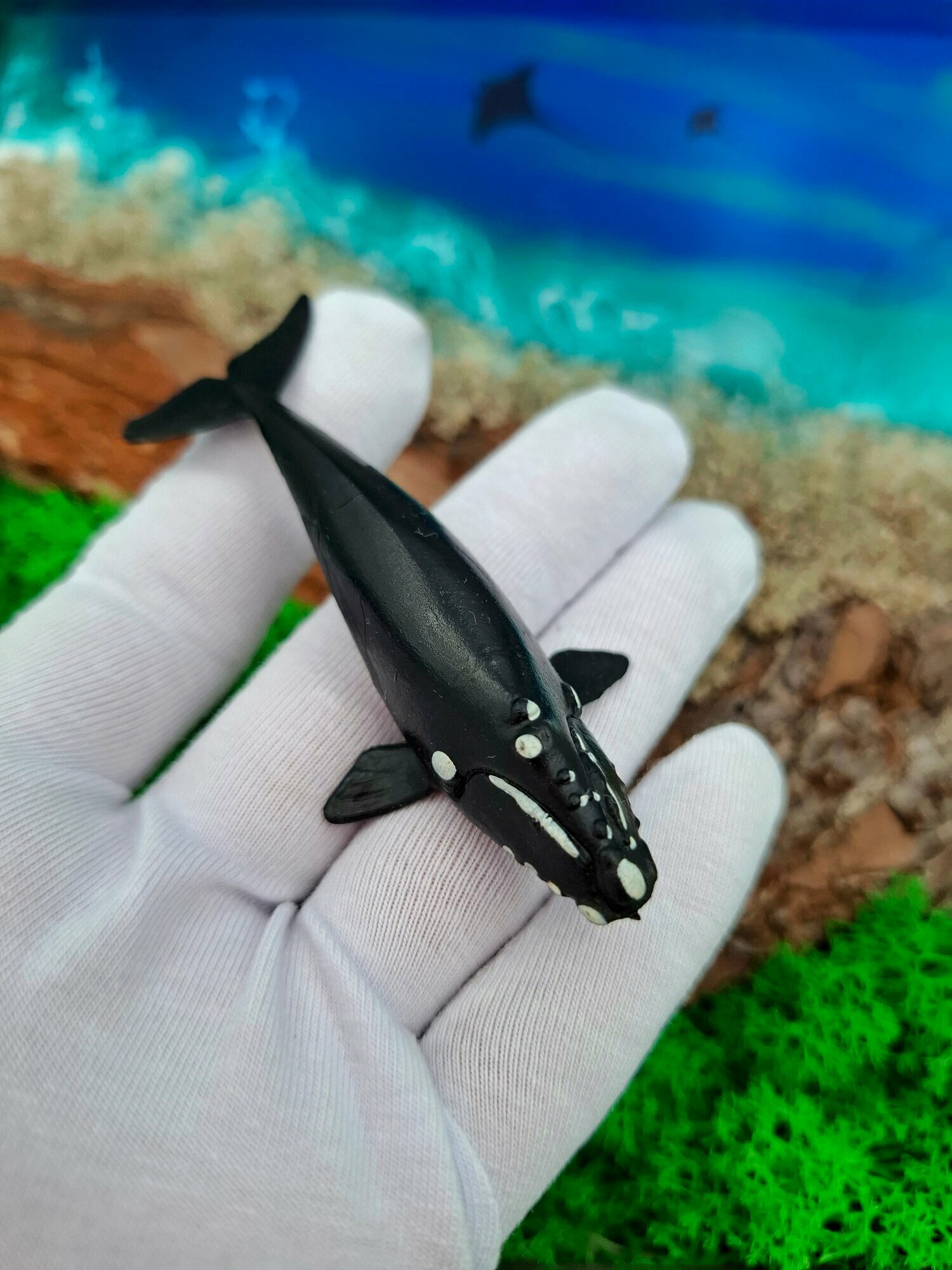 Фигурки морских обитателей - животных для аквариума, эпоксидной смолы Гладкий кит — фото 1