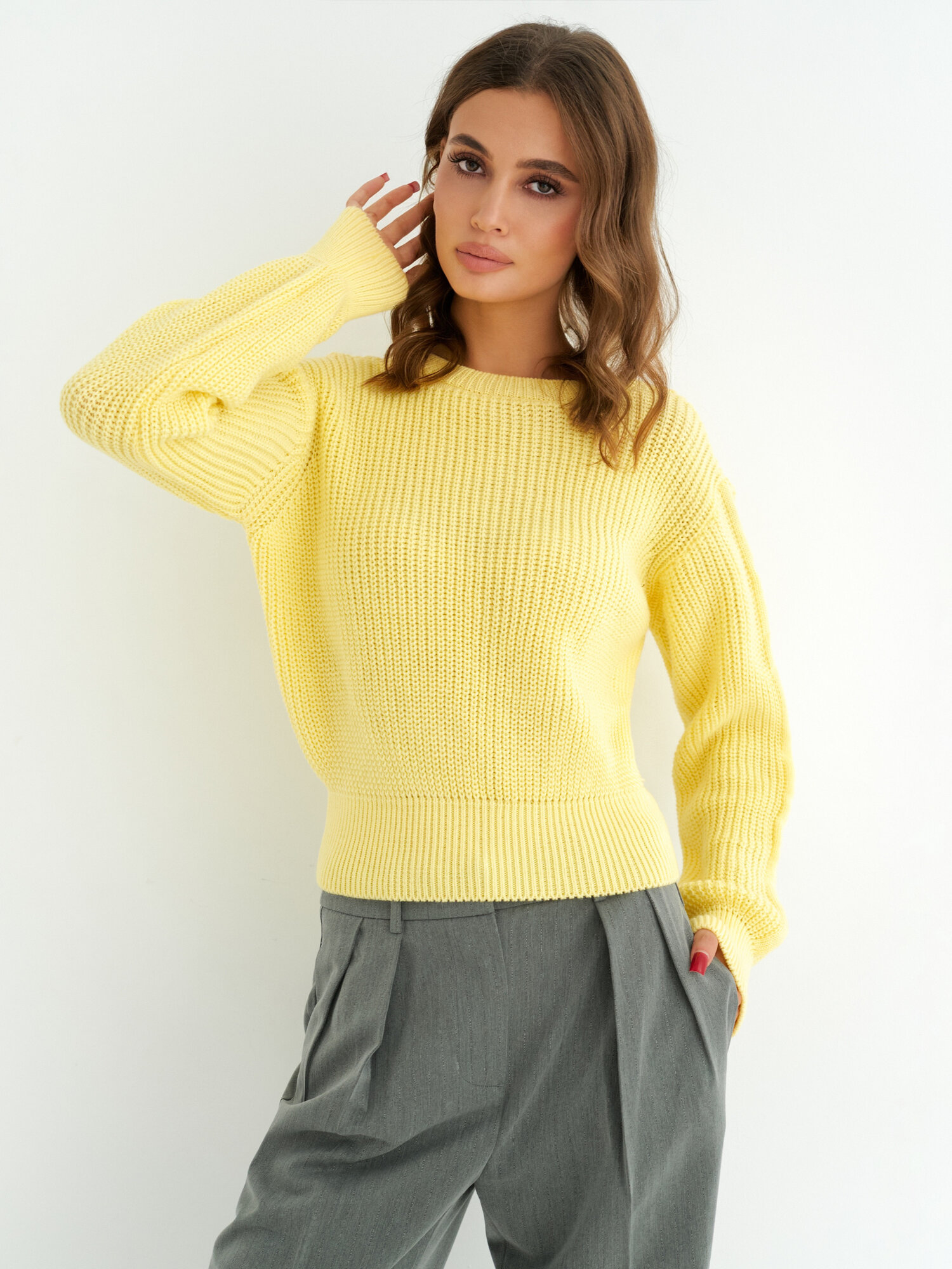 Свитер Daffy World размер 42-44  желтый