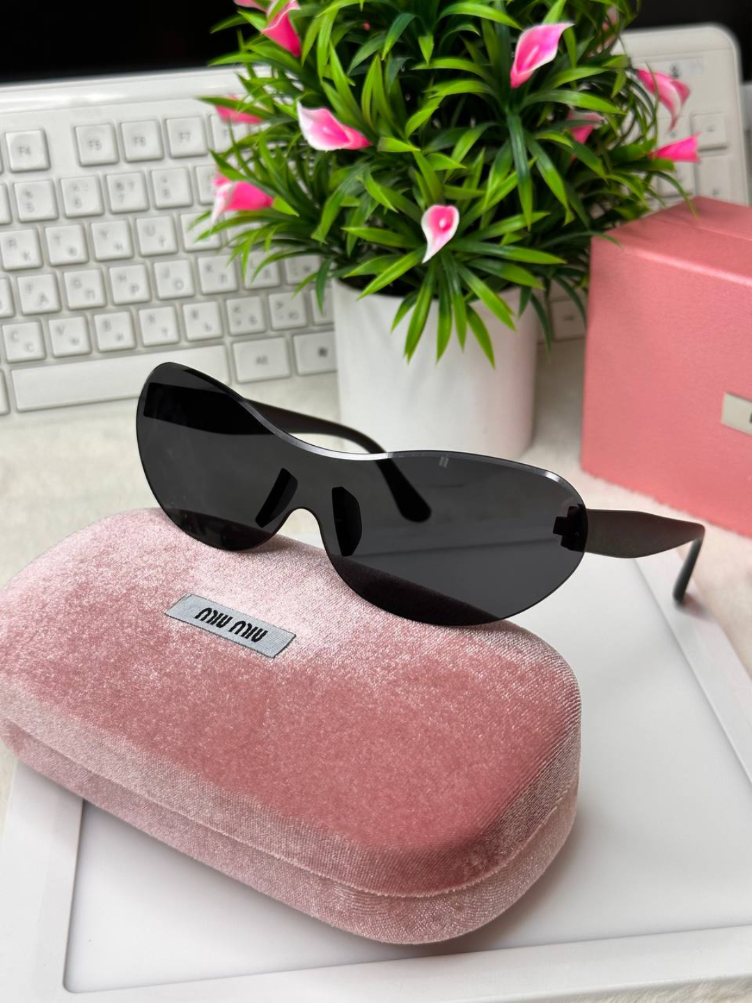 Солнцезащитные очки