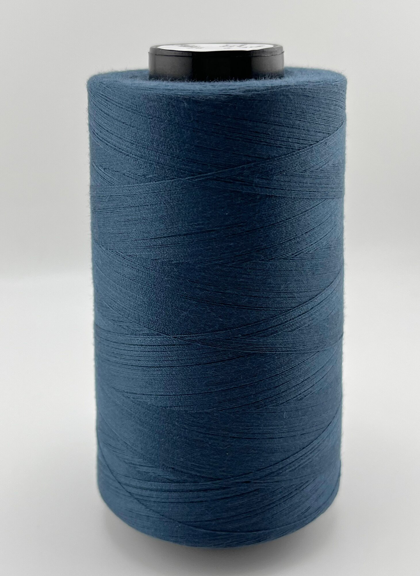 Нитки для шитья 40/2, 5000 ярдов, темно-синие — фото 1