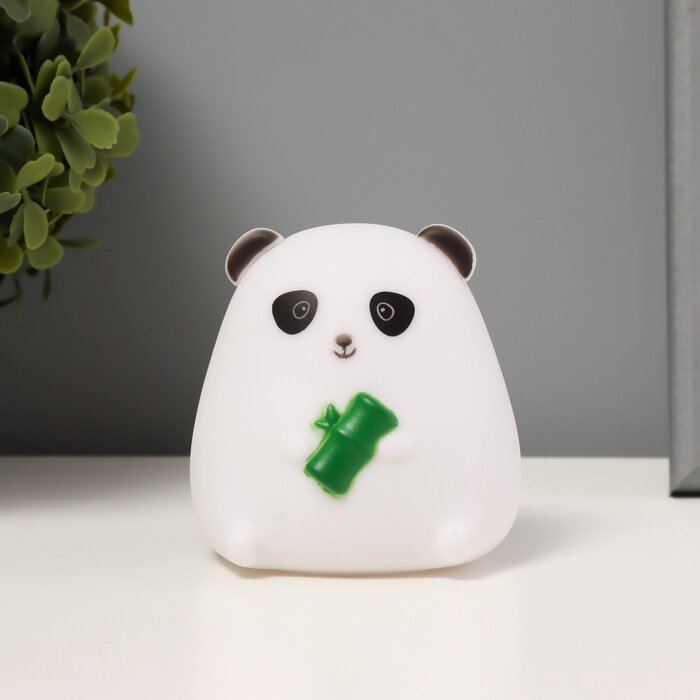 Фигурка светящаяся RISALUX «Панда» LED-ночник бело-чёрный 7.5×7×9 см