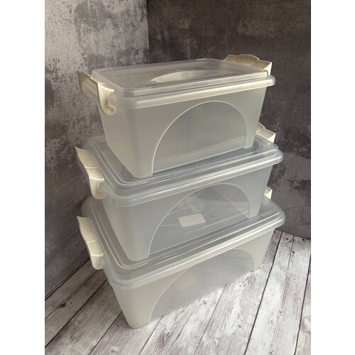 бесцветный