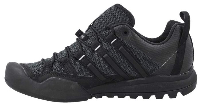 adidas terrex solo trail