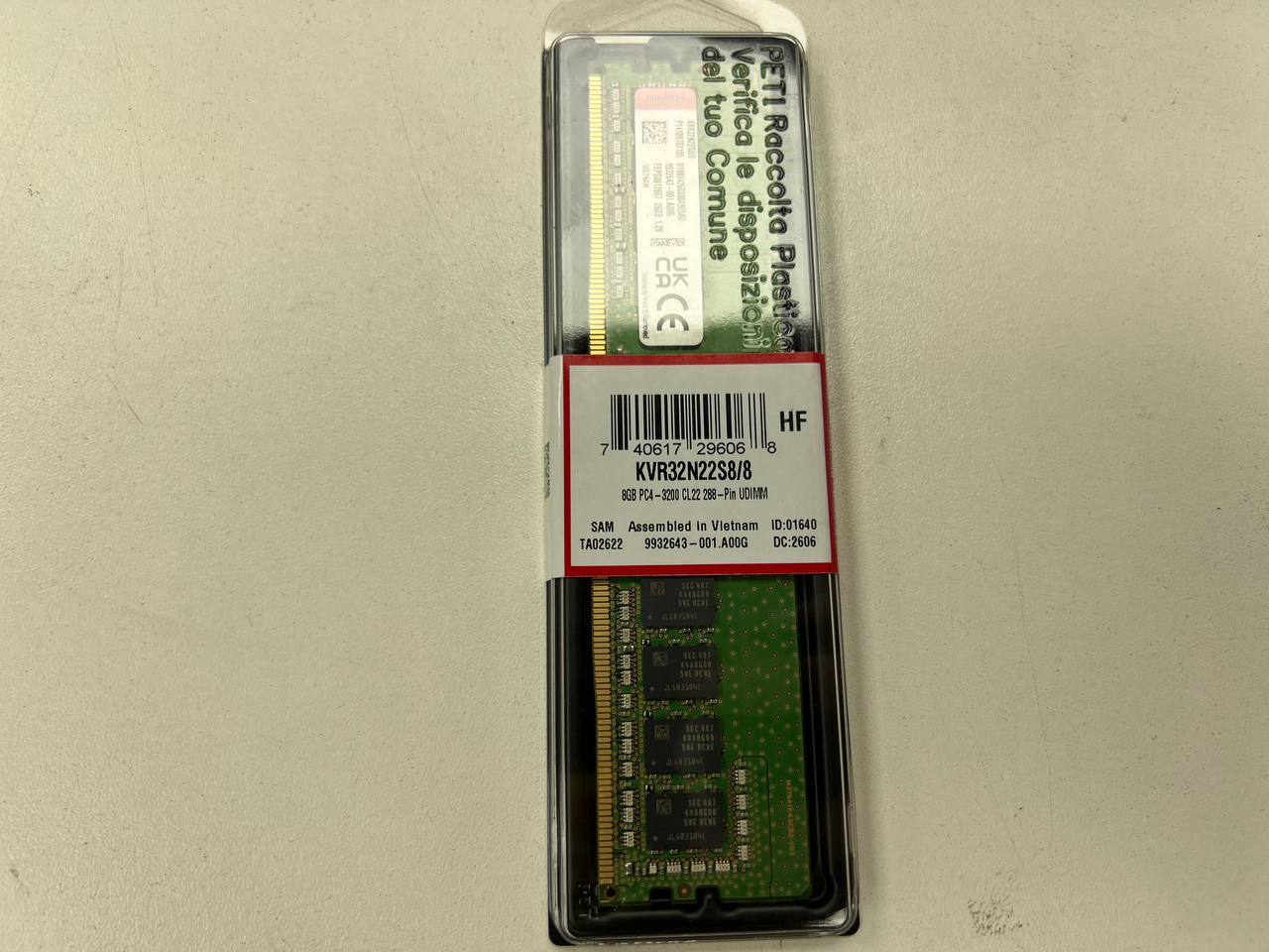 Оперативная память Kingston KVR32N22S8/8 DIMM DDR4 3200МГц - 1x 8ГБ 3200МГц