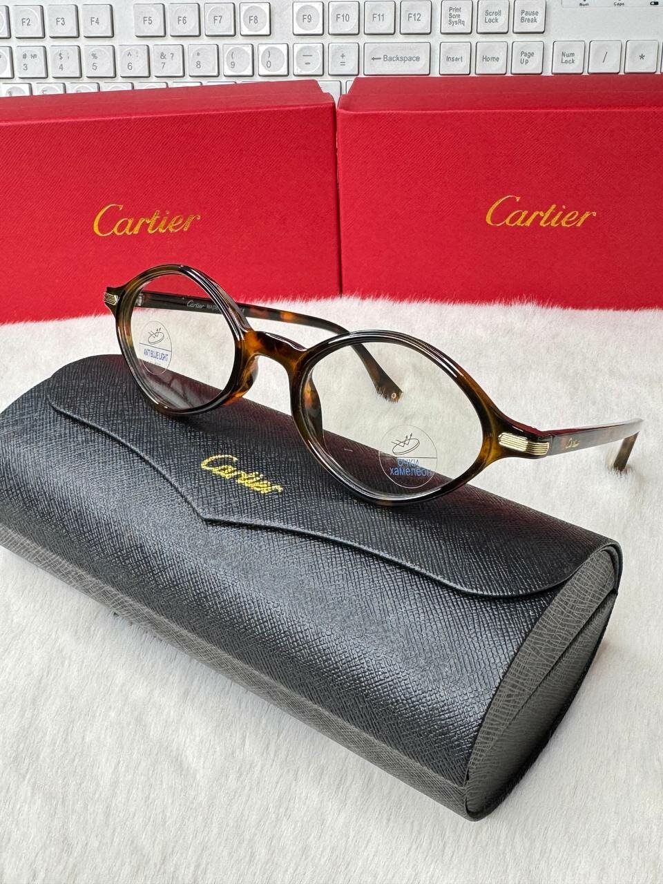 Солнцезащитные очки