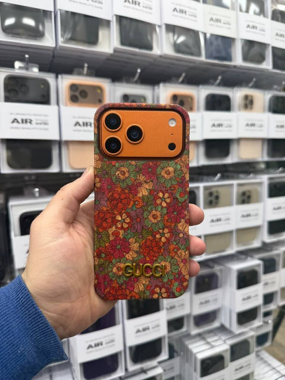 Чехол для iPhone Gucci Case, дизайнерский противоударный, с защитой камеры — фото 1