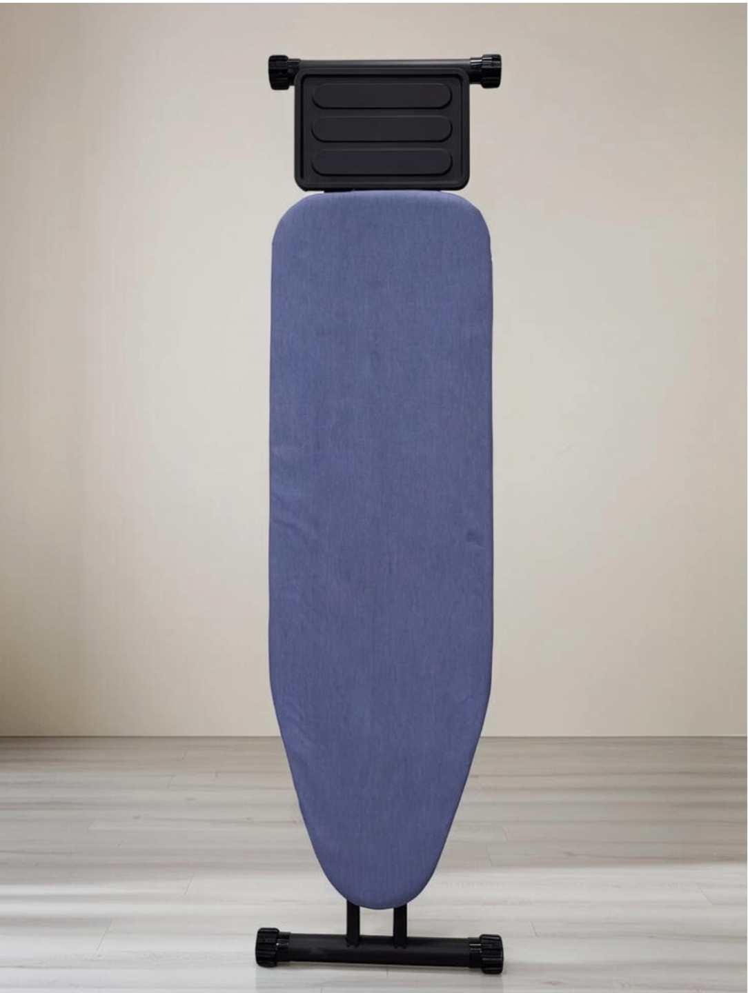 Гладильная доска Millennium Kenzo, противоскользящая, подставка для утюга, с розеткой изготовлен в Турции 125*34 sm.