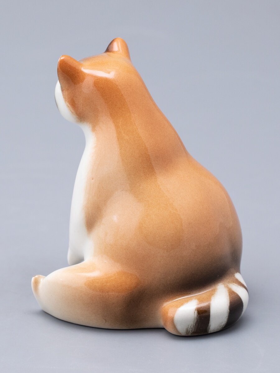 Фарфоровая статуэтка "Енот №2" , ручная роспись, Императорский фарфоровый завод 10 см — фото 1
