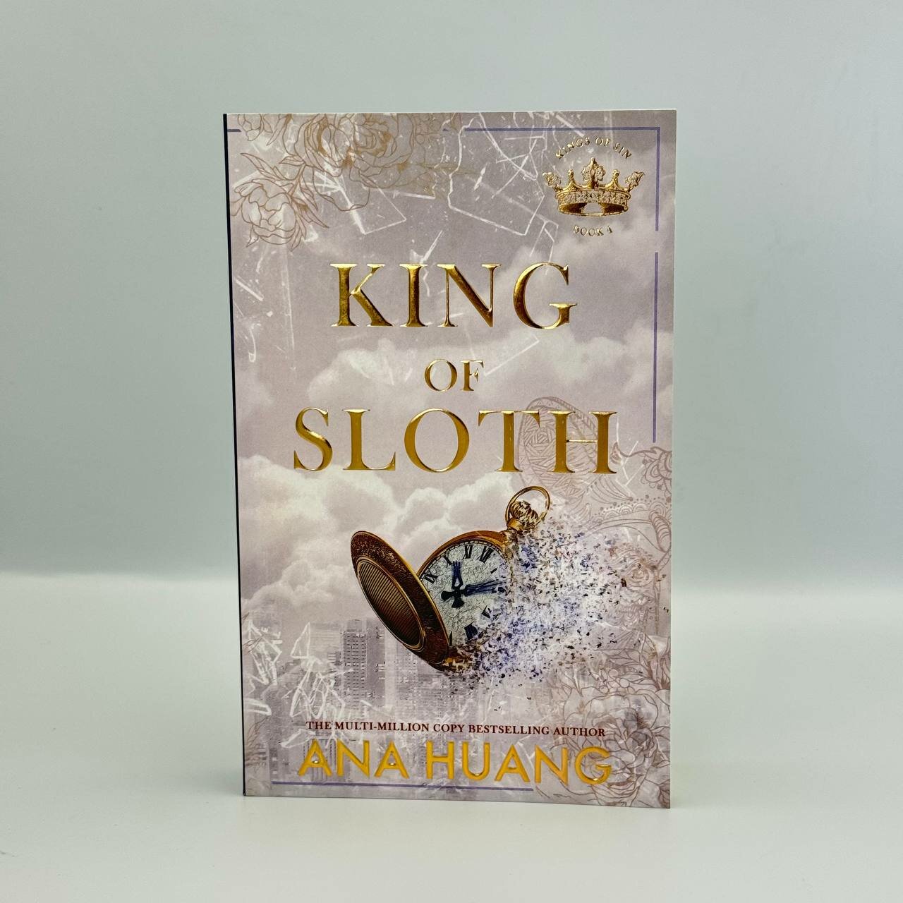 Книга "King of sloth" Ana Huang, мягкий переплет, 453 страницы, оригинал
