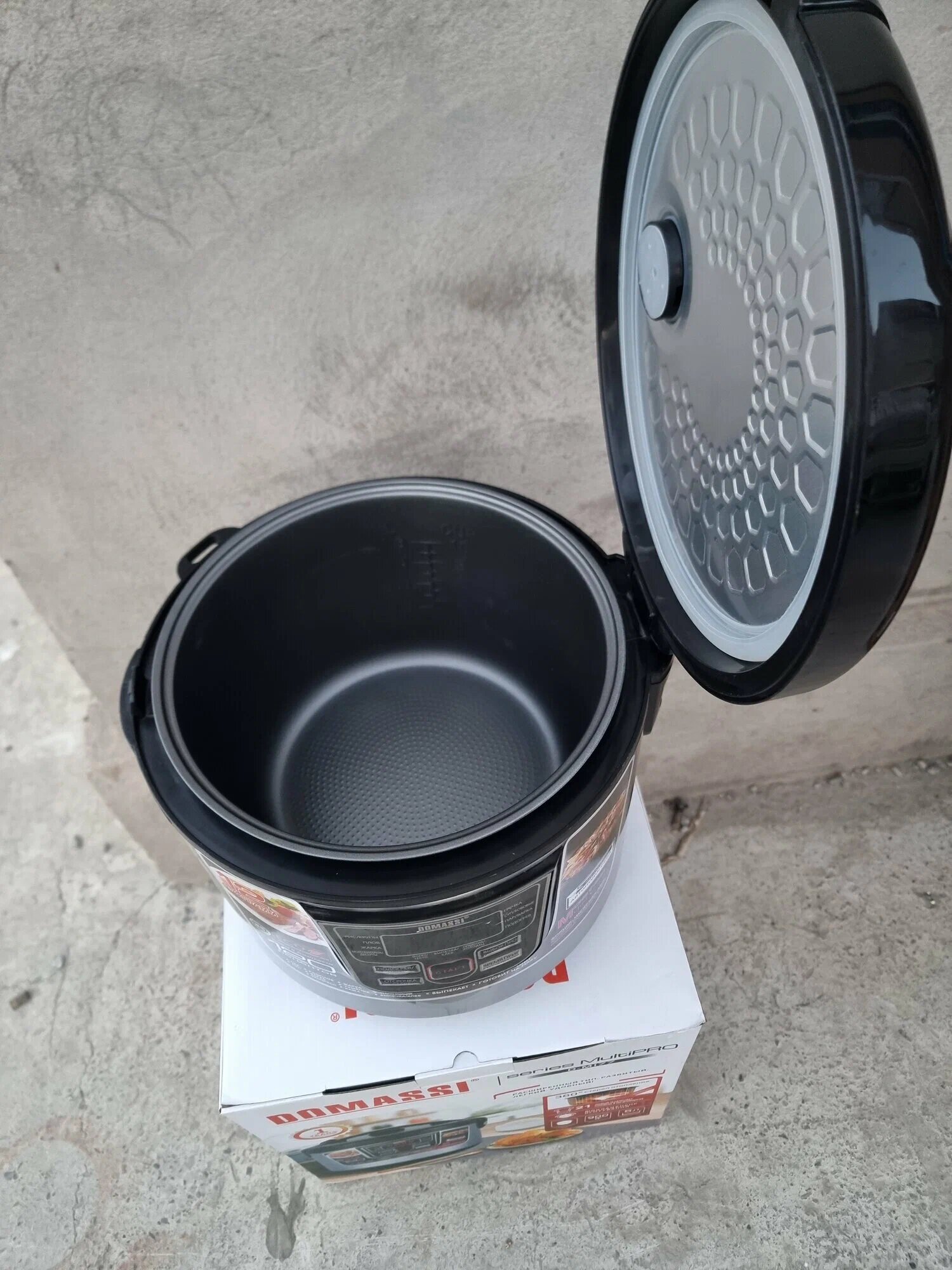 Масло для жарки DOMASSI, 5л, 3D-нагрев, антипригарное покрытие, 11 программ, черный — фото 1