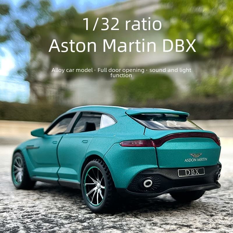 Игрушечный металлический машини aston martin DBX 707 SUV 1/32 — фото 1