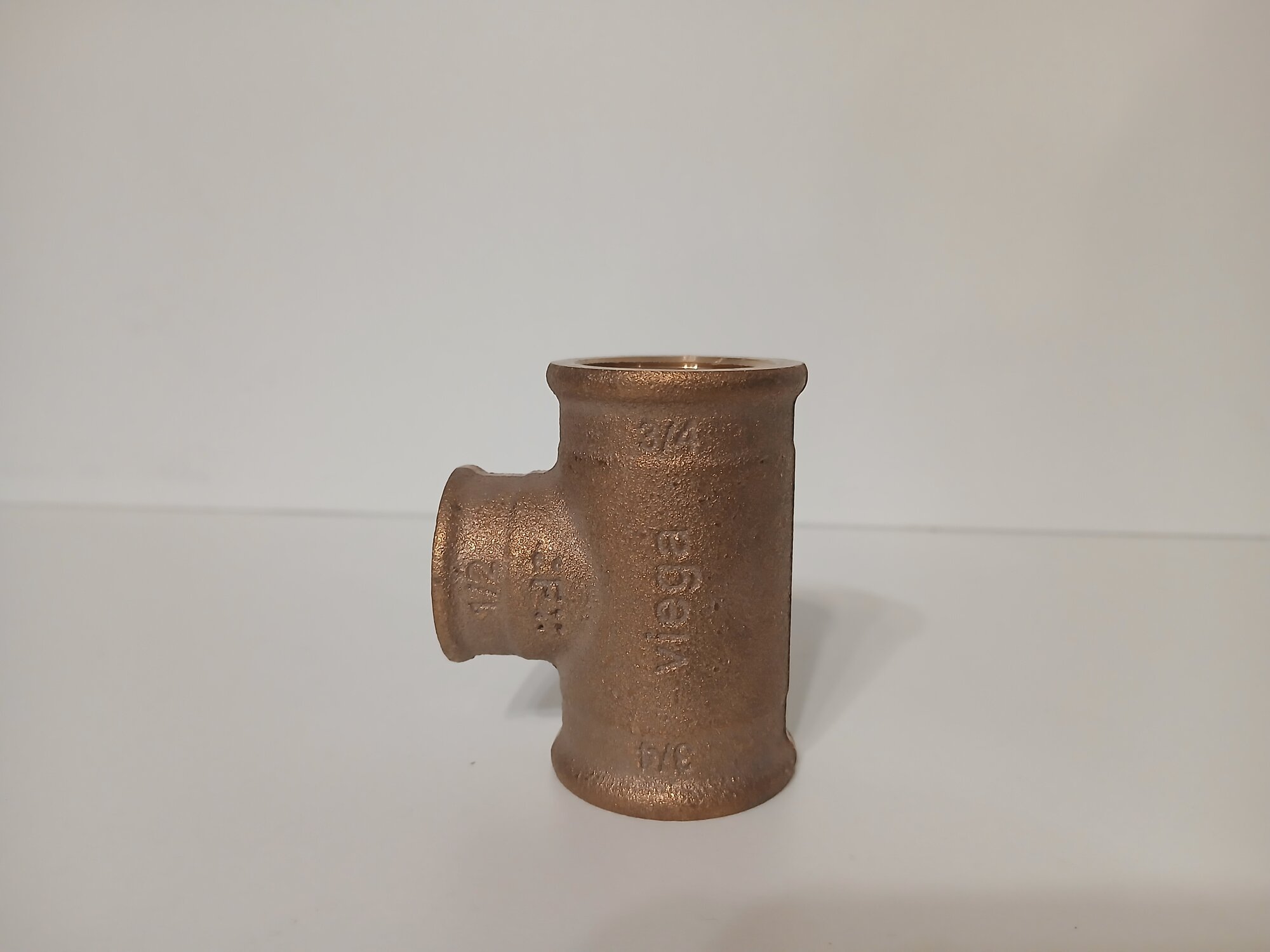 Тройник Viega 264468 бронза ВР 3/4х1/2х3/4  переходной внутренний диаметр резьбы