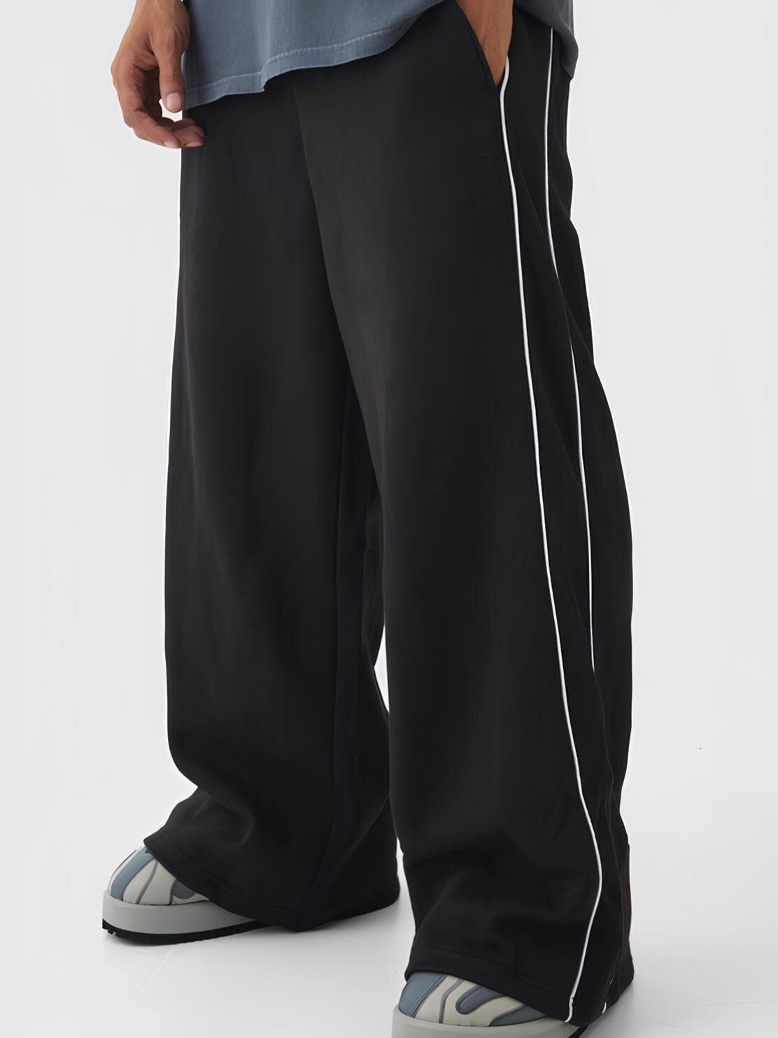 Брюки спортивные