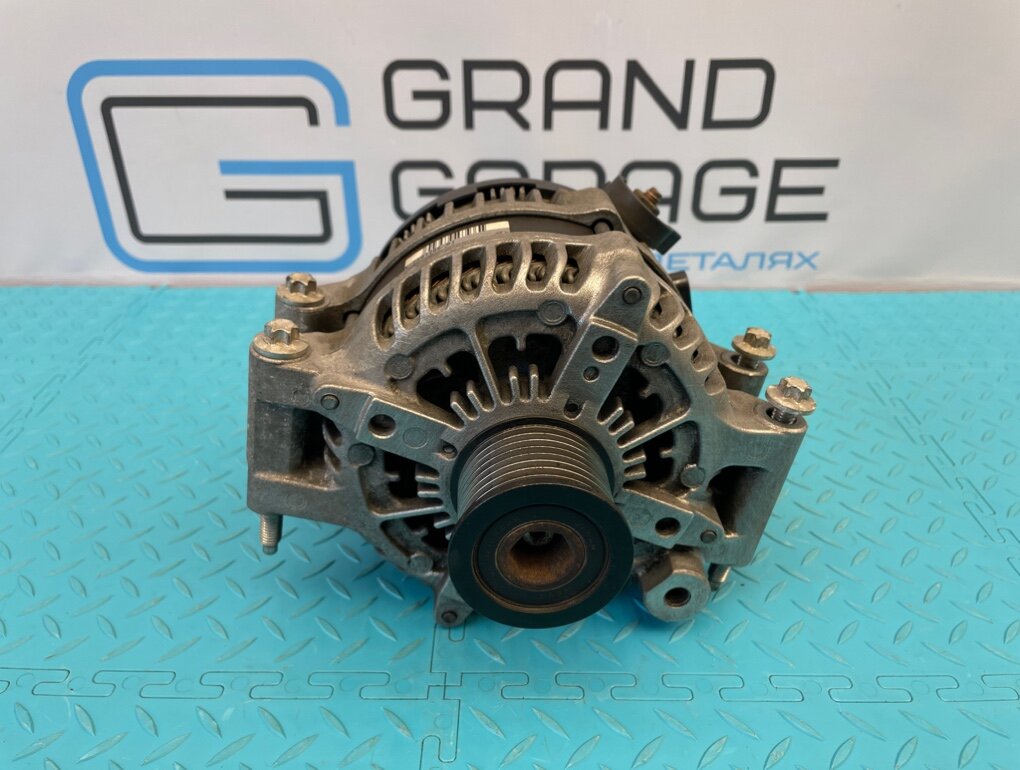 Генератор BMW X3 2011 F25 N52B30A 3.0 OEM 12317591266