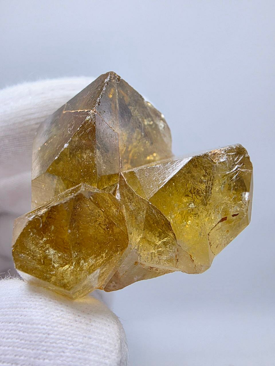 Цитрин (Сросток кристаллов) 37 мм, 46 г.