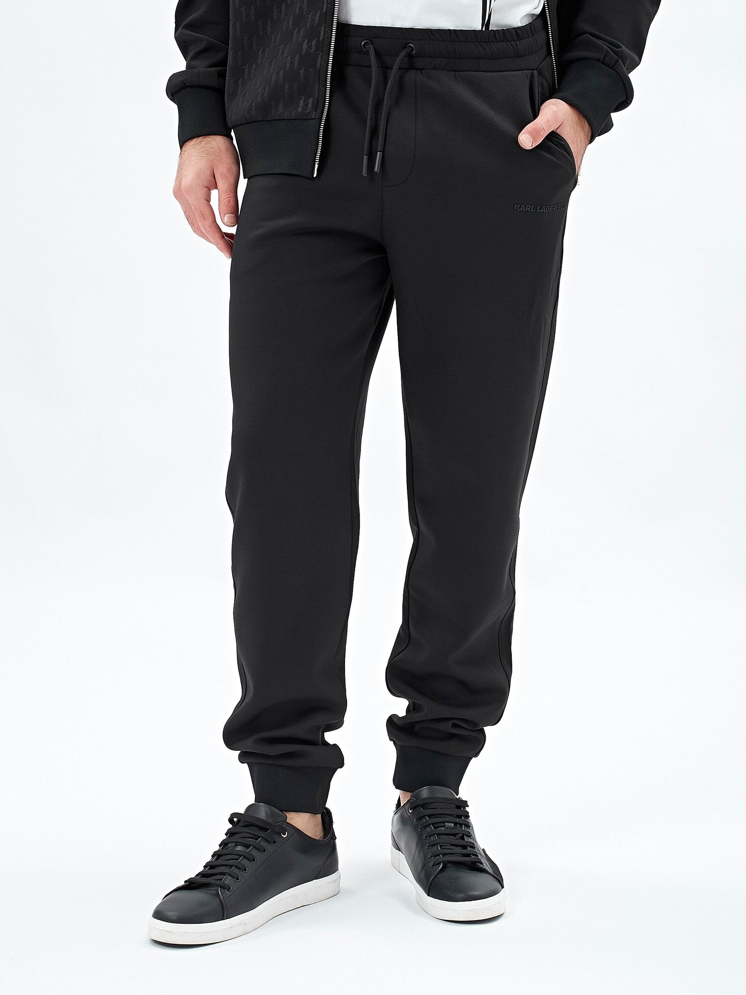 Брюки спортивные