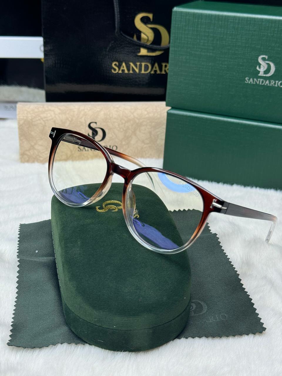 Солнцезащитные очки