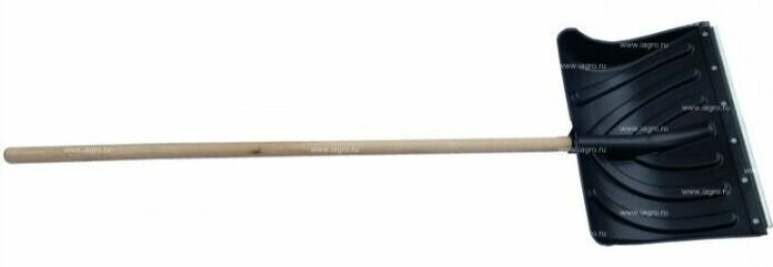 Лопата пластмассовая с планкой с деревянным черенком 1-го