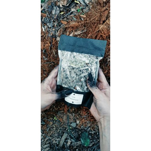 Магическая Соль Оморочка с ритуалом для привлечения внимания и интереса мужчин вуаль любви и привлекательности 1050₽