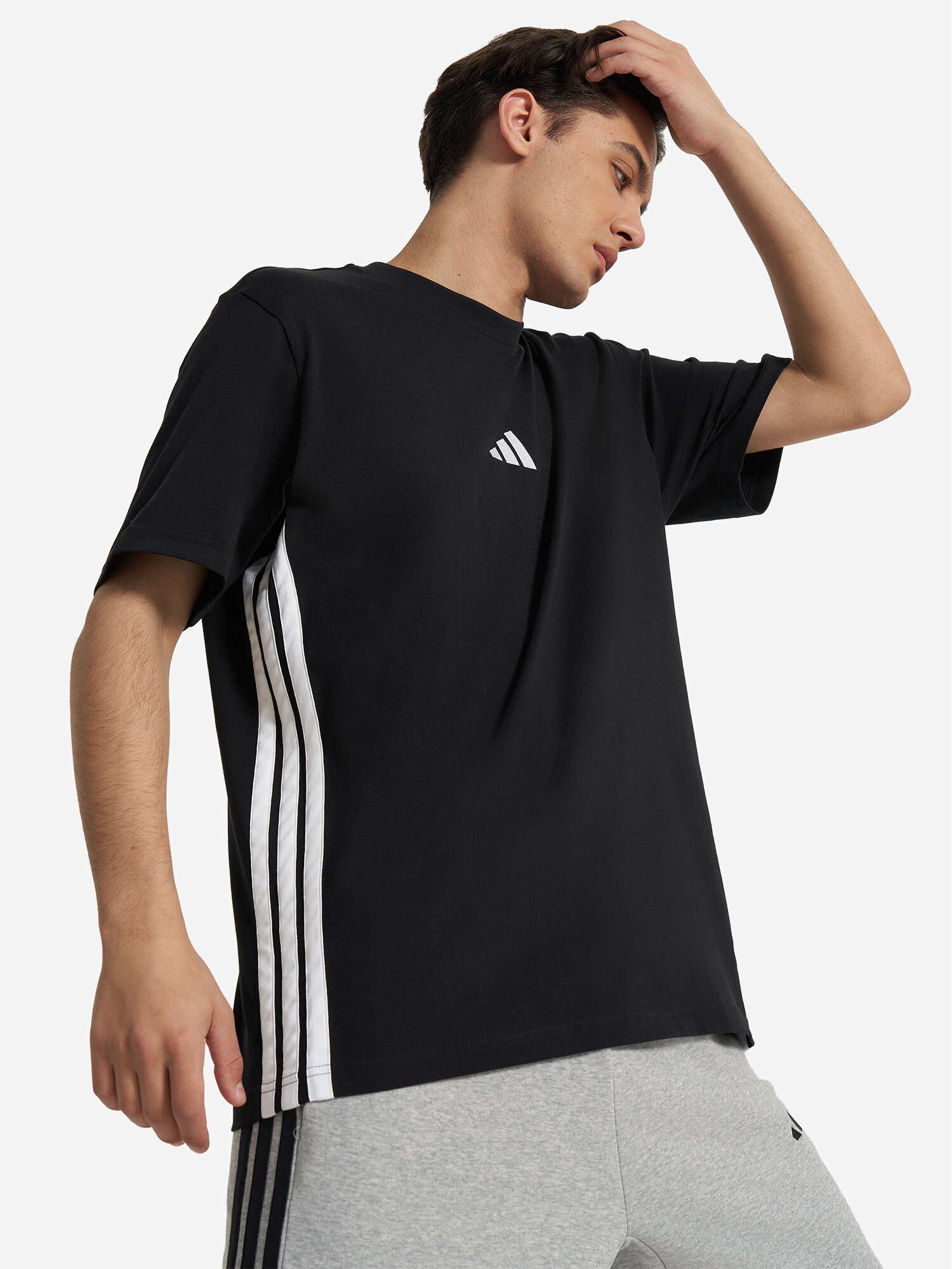 Футболка adidas, размер L, черный