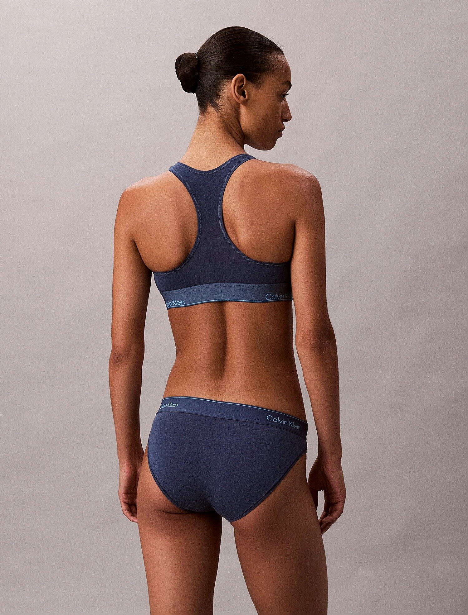 Бюстгальтер CALVIN KLEIN, размер  L, темно-синий — фото 1