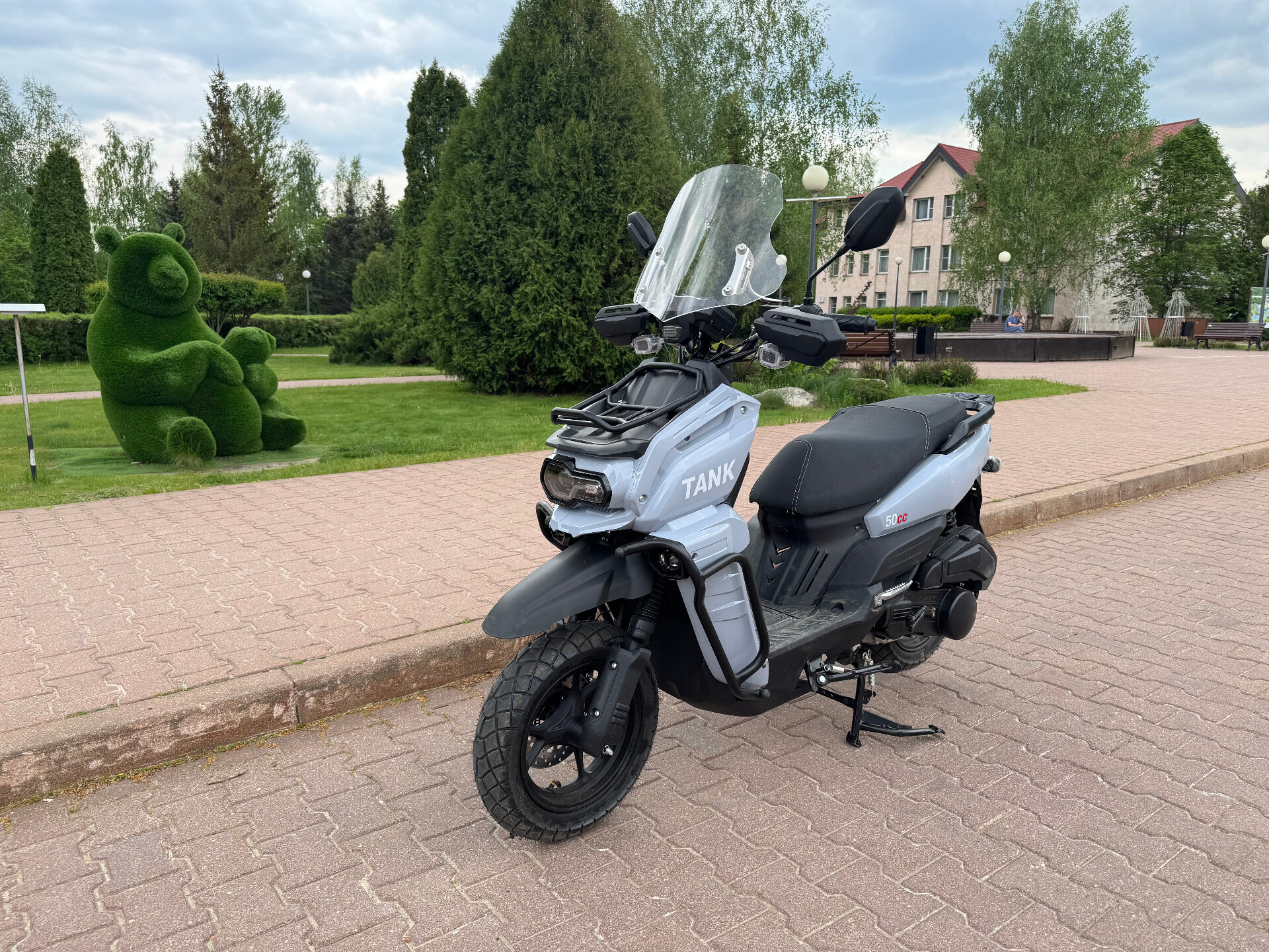 Скутер ТАНК 2 49сс (170сс) электростартер/ вариатор/ сигнализация