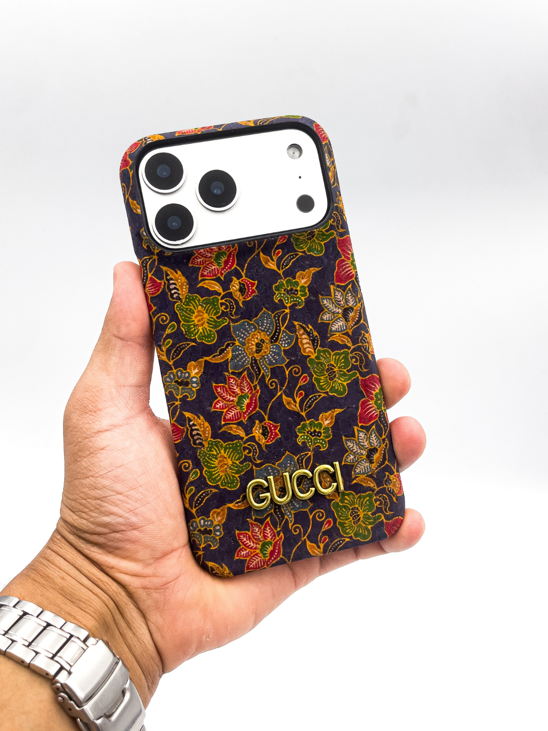 Чехол "GUCCI" для iPhone 17 Pro , необычный дизайн, уникальный внешний вид