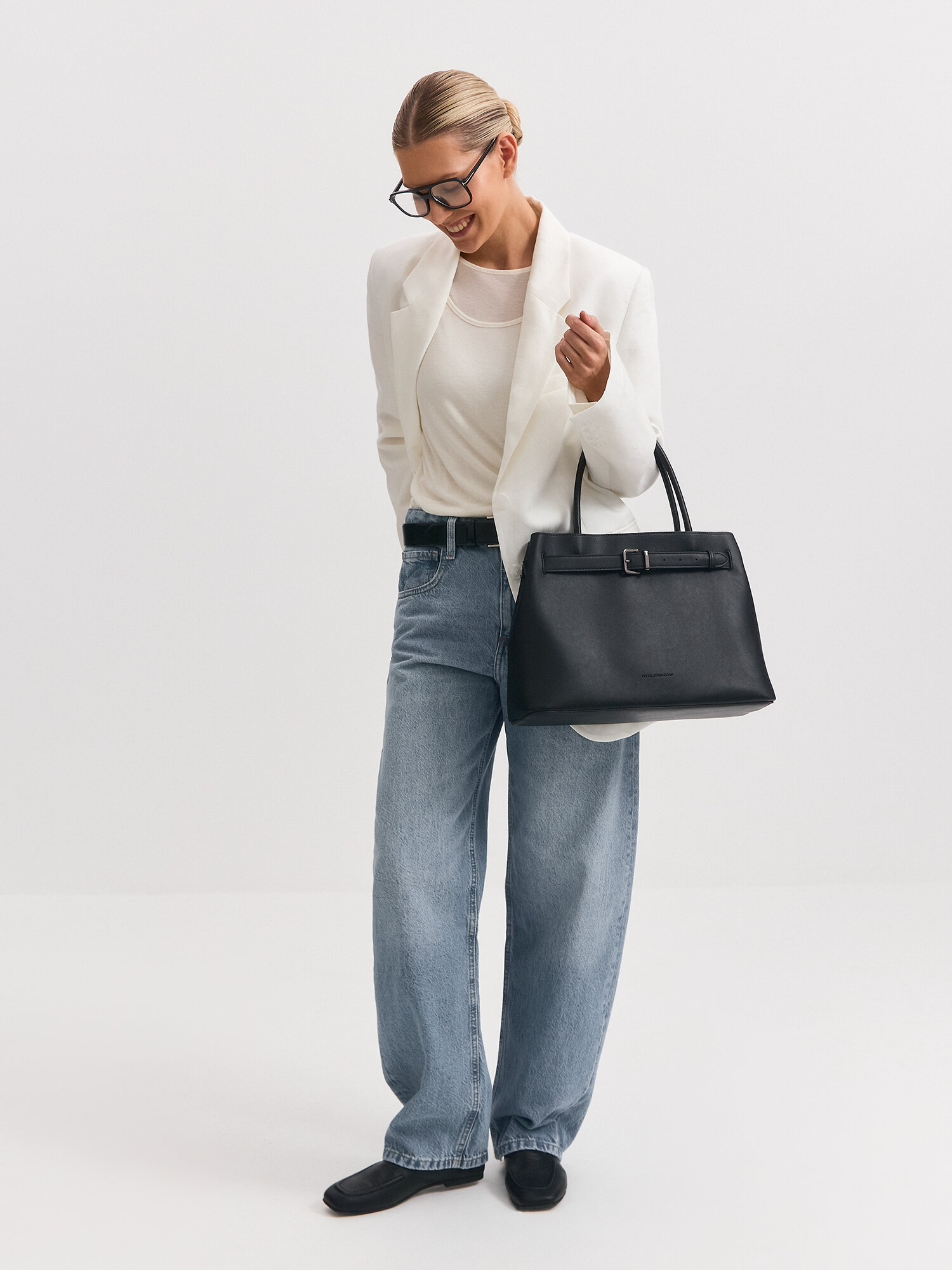 Сумка тоут nstc.moscow La Cinctura, фактура гладкая, матовая, зернистая, черный матовый — фото 1