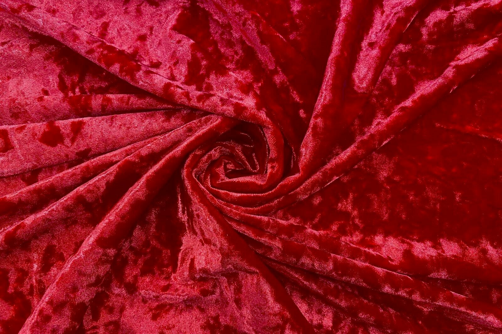 Ткань Бархат-стрейч креш Milano Velvet Red ш147см 05 м