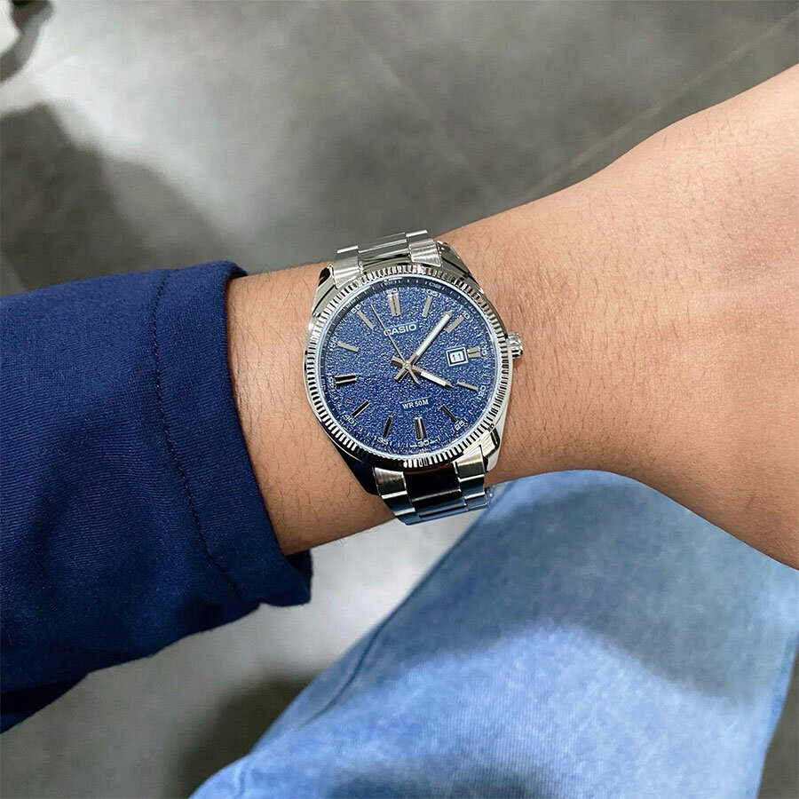 Наручные часы CASIO, серебряный, фиолетовый, синий — фото 1